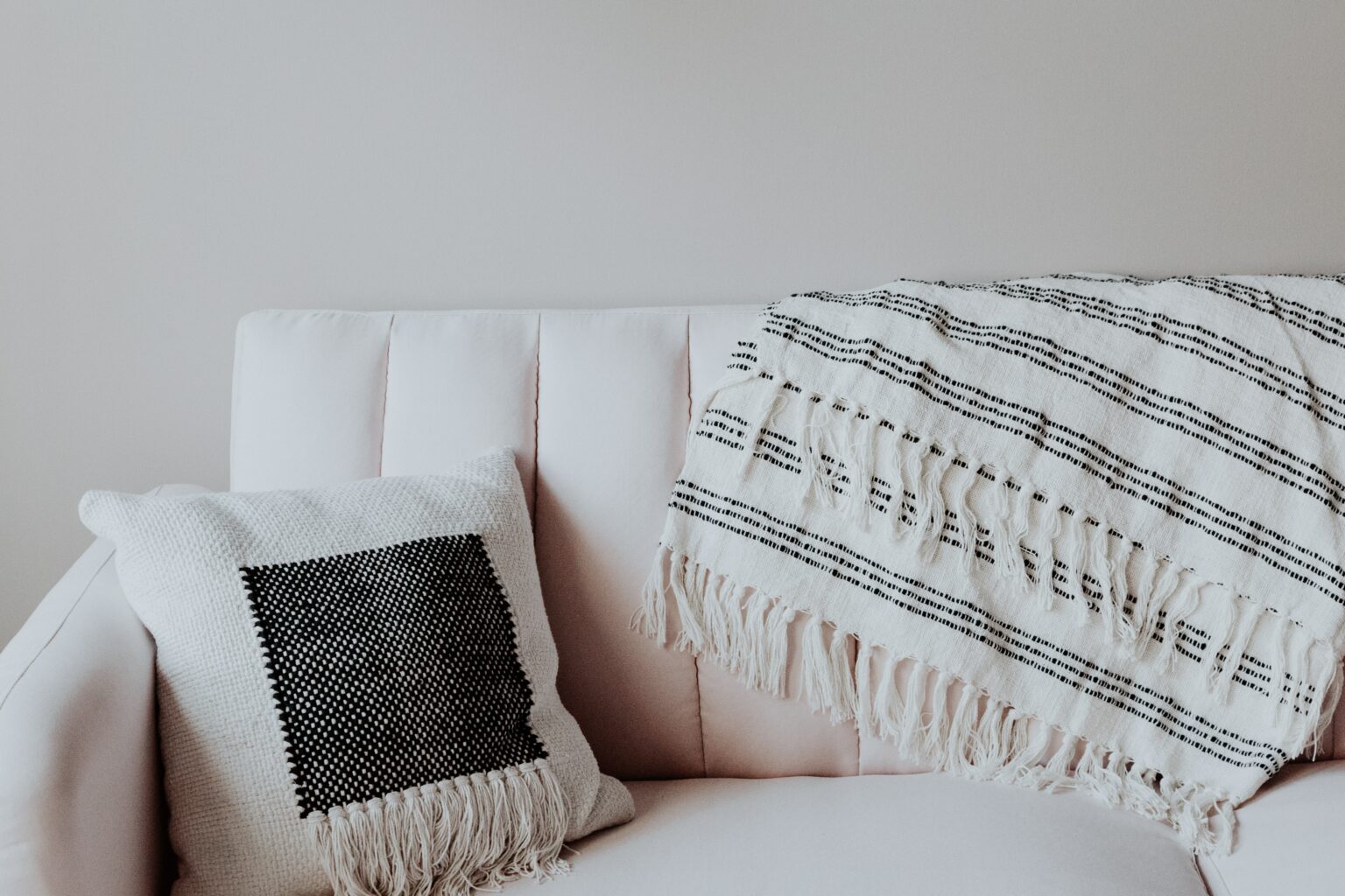 11 Best Places to Buy Throw Pillows in 2023 Home of Cozy
